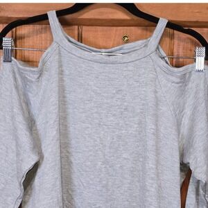 GO Couture Gray Cold Shoulder Long Sleeve Sweatshirt Top Women's Size L USA